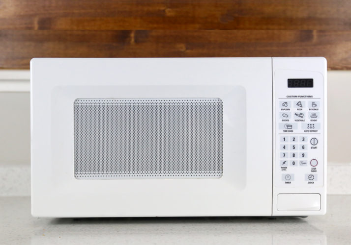 Best Way To Clean A Microwave With Natural Products - Simplemost