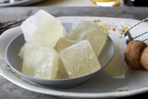 These Champagne Ice Cubes Will Make Your Brunch That Much Better