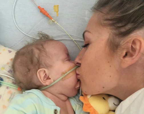 Mom Makes Historic Breast Milk Donation After Losing Her Son Simplemost