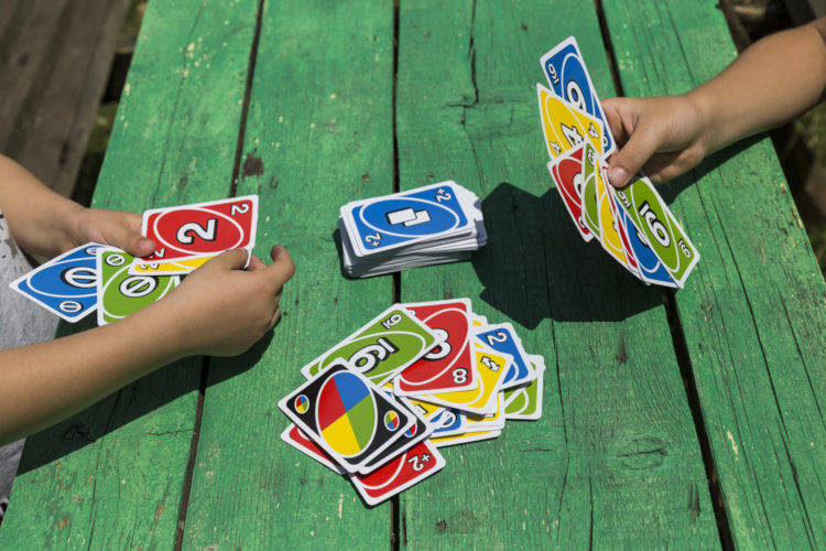 How To Play UNO, Because You’ve Probably Been Playing It Wrong The