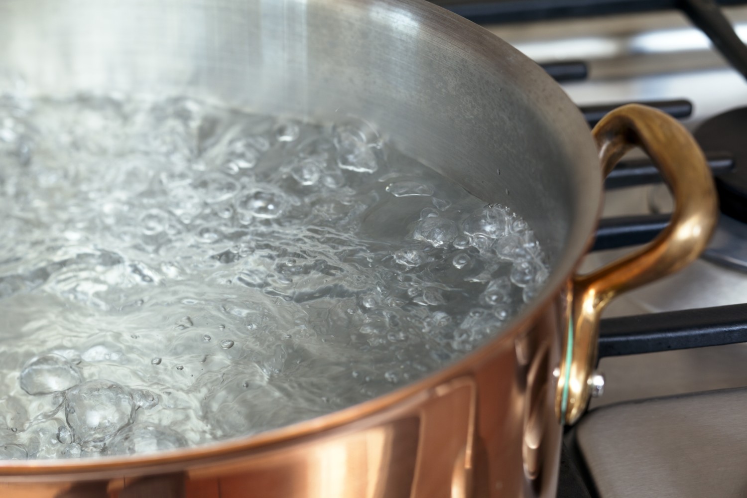 Placing a wooden spoon over a pot of boiling water stops it from boili, Kitchen Hacks