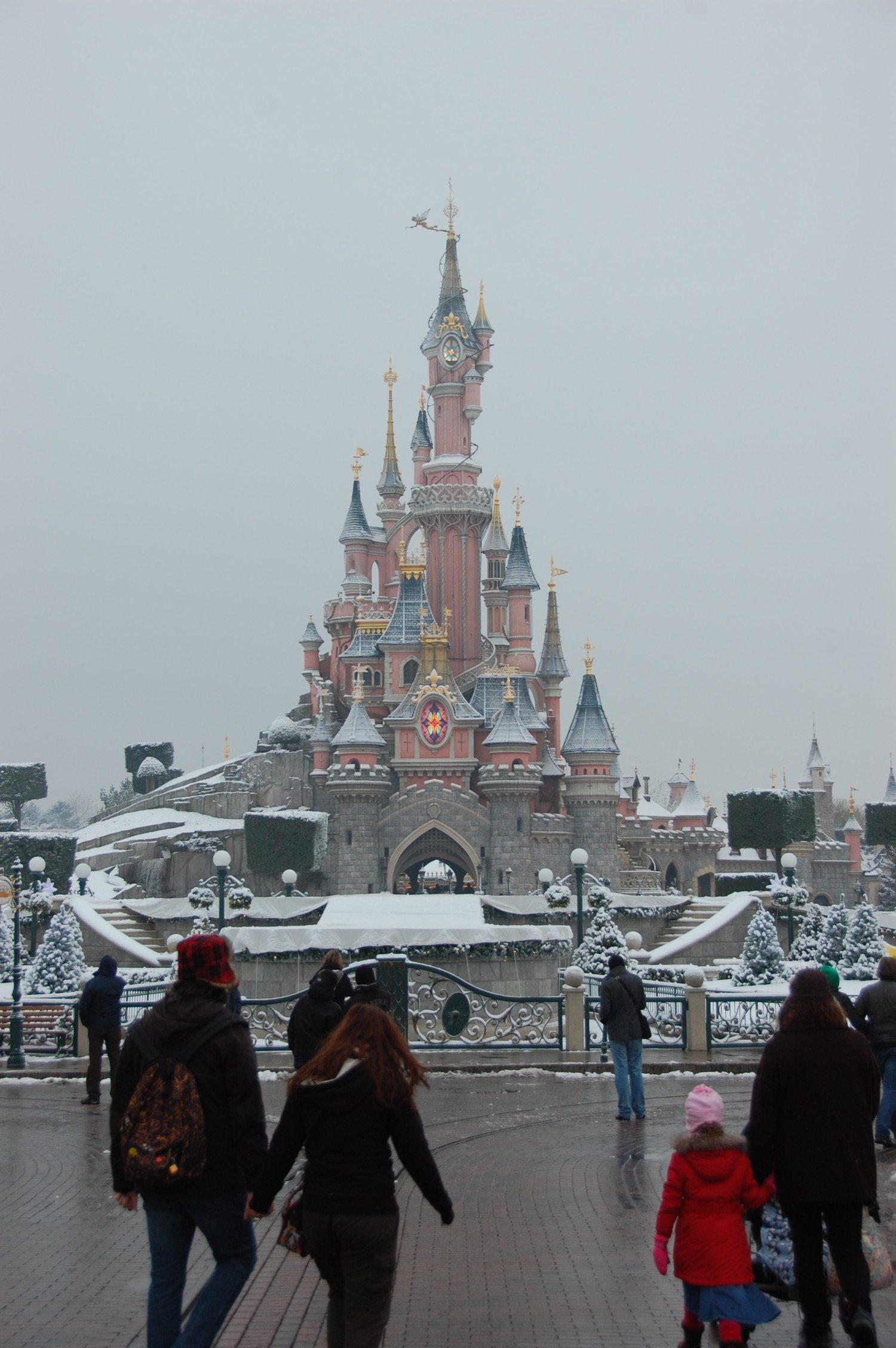 Disneyland Paris Covered In Snow Looks Beyond Magical