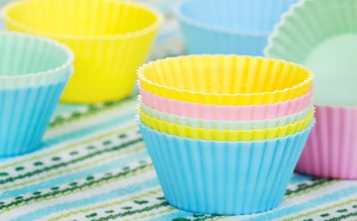 Rainbow Silicone Cupcake Liners by Kitchidy - How to use silicone cupcakes  properly 