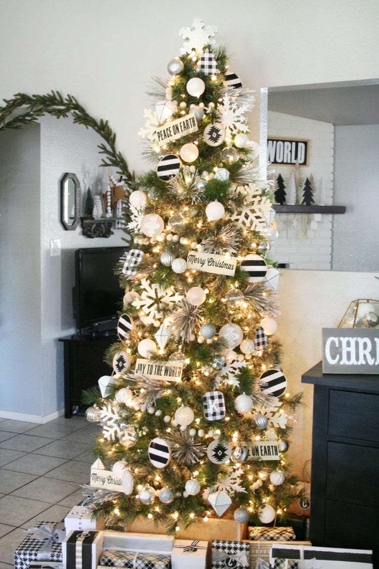 29 cool Christmas tree ideas that may inspire you to ditch your old ...