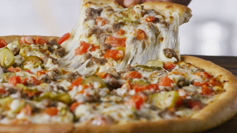 Double Cheeseburger Pizza Is Back At Papa Johns 