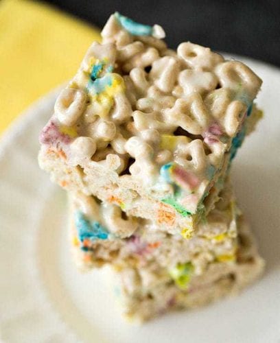 Lucky Charms Marshmallow Treats Are Super Festive For St. Patrick's Day