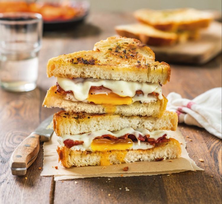 This Fried Egg Grilled Cheese Sandwich Is So Savory and Satisfying