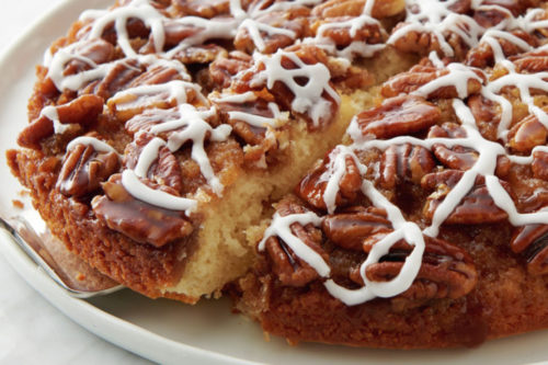 This Pecan Pie Upside-down Cake Puts A Fun Twist On A Classic Recipe