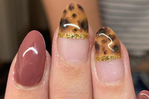 Tortoise Shell Nails Are The Newest Fall Manicure Trend