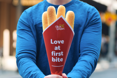 Give Your Sweetheart An Olive Garden Breadstick Bouquet This Valentine’s Day