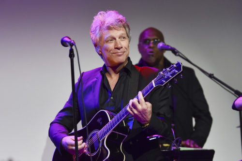 Chicagoans Came Together To Sing ‘Livin On A Prayer’ From Windows And Balconies And Jon Bon Jovi Joined In Via Instagram