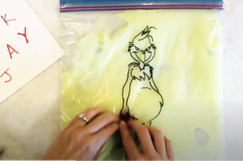 ‘Grinch’ Sensory Bag Is Fun And Educational For Kids