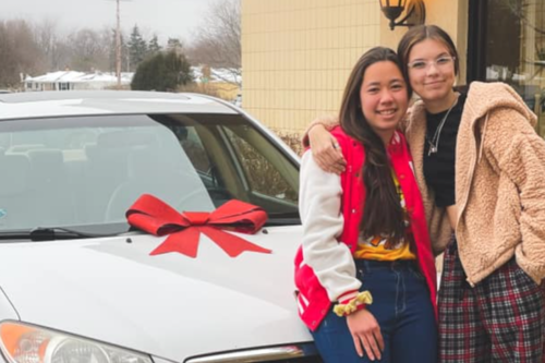 Chick-fil-A Employee Won A Car And Gave It To Her Coworker