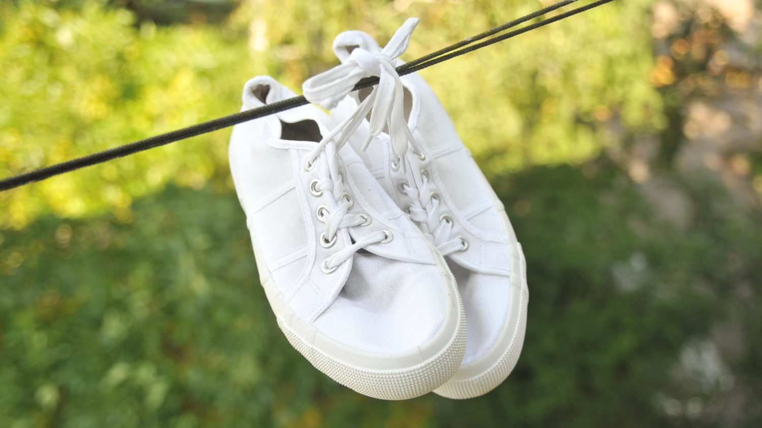 How to Clean White Shoes