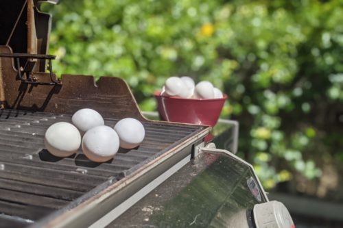 5 Ways To Cook Eggs On The Grill