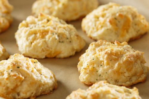 Red Lobster Now Sells Frozen Cheddar Bay Biscuits You Can Bake At Home