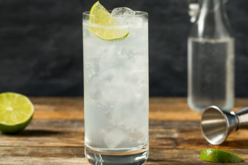 Mix A ‘Ranch Water’ Drink For A Texas Cocktail That’s Like A Healthier Margarita