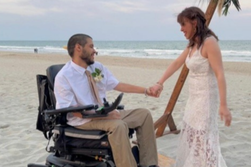 Couple Marries In Dream Beach Wedding After Groom Is Given Only Weeks To Live