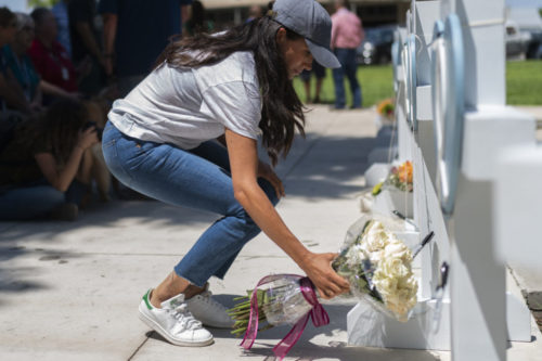 Meghan Markle Visits Uvalde To Pay Respects, Donate Food To Volunteers