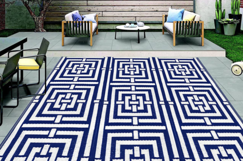 These Straw Rugs Will Liven Up Any Outdoor Space For Your Summer Get-Togethers