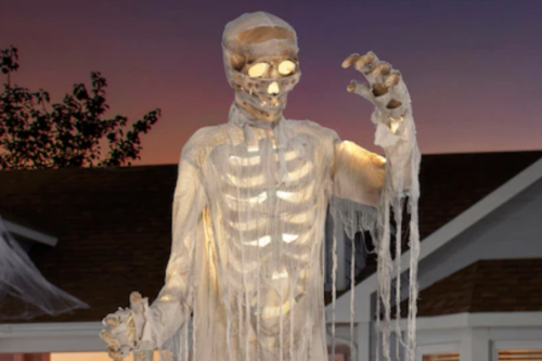 Lowe’s Is Selling A 12-Foot Animated Mummy For Halloween