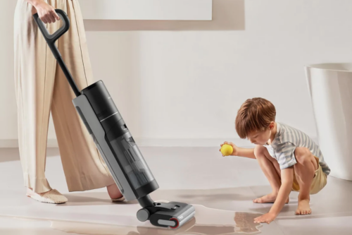 This Dreametech wet/dry vacuum is futuristic and even fun to use