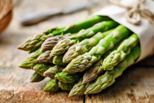 Five-ingredient asparagus pasta is the perfect easy weeknight meal